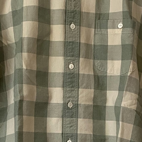Men's J. Crew Button Down Shirt - Green and Off White Gingham Plaid - Size Large - Picture 2 of 2